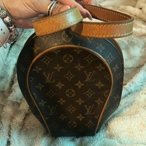 Louis Vuitton ellipse backpack